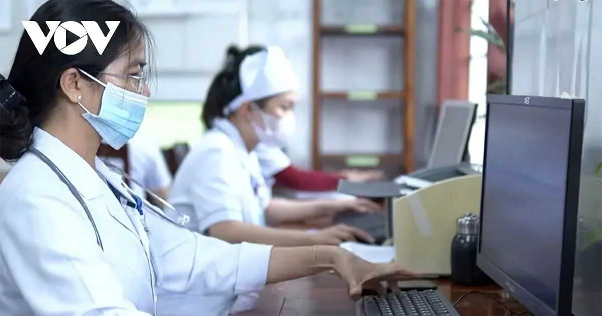 Dashboard digital rumah sakit untuk monitoring dokumentasi medis dan integrasi sistem layanan klinis.